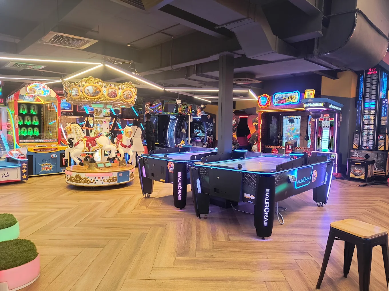 Timezone Plutone Mall
